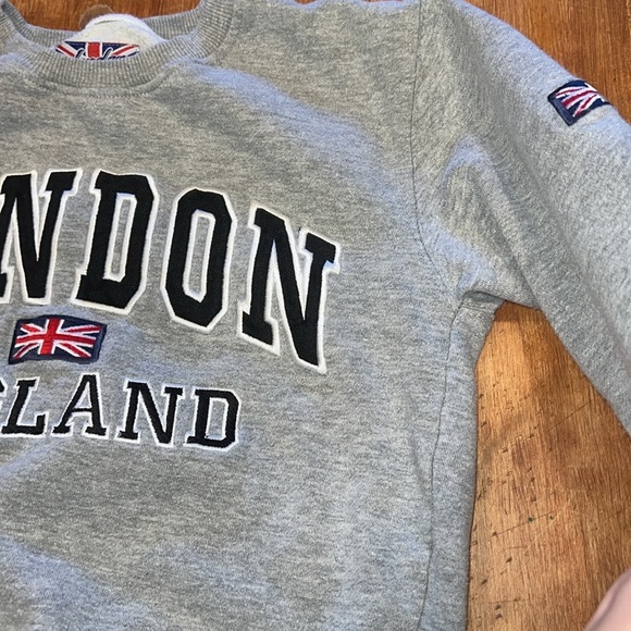 Kids London Graphic Gray Crewneck Sweatshirt - Picture 3 of 6